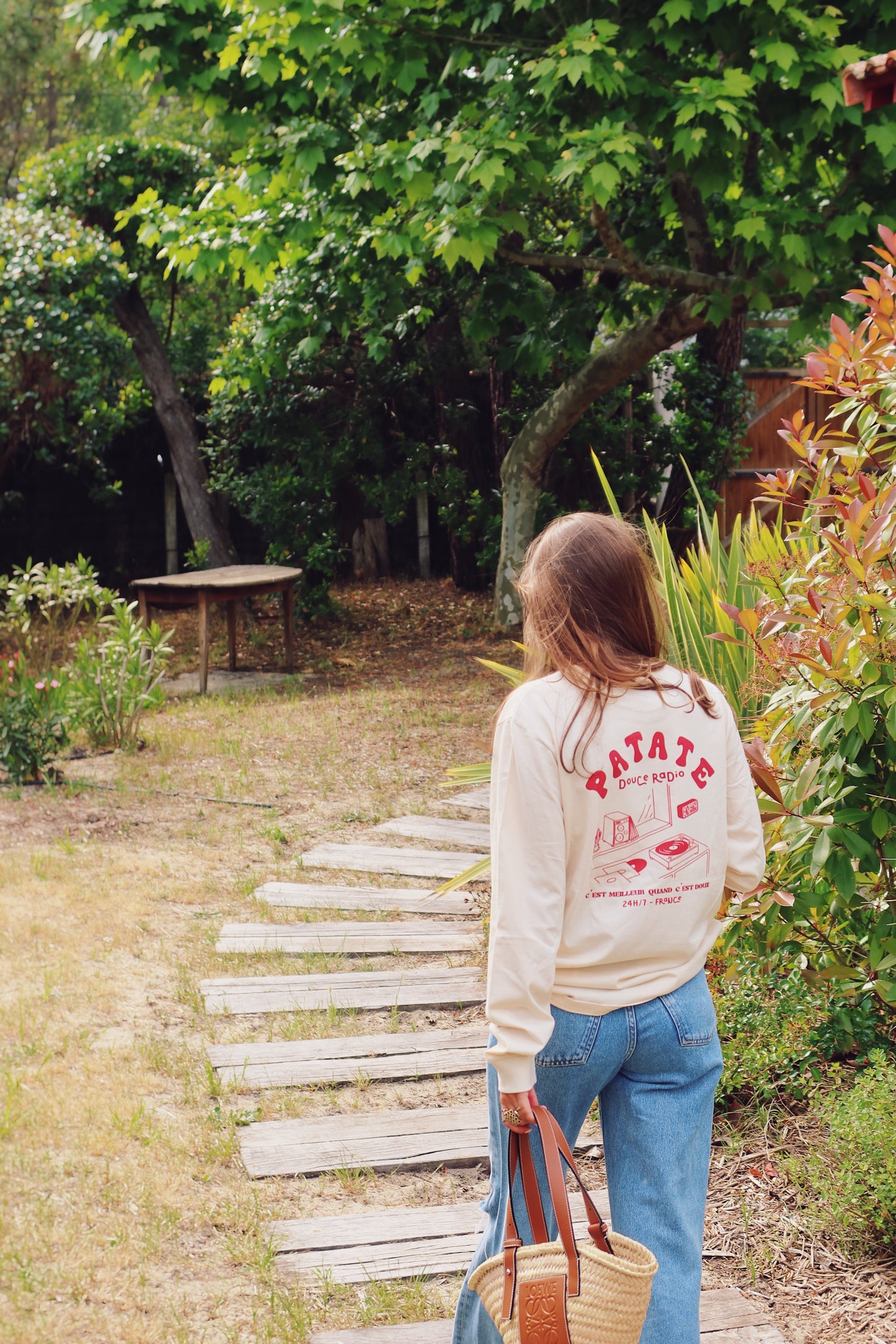 LE STUDIO MANCHES LONGUES - BEIGE & ROUGE